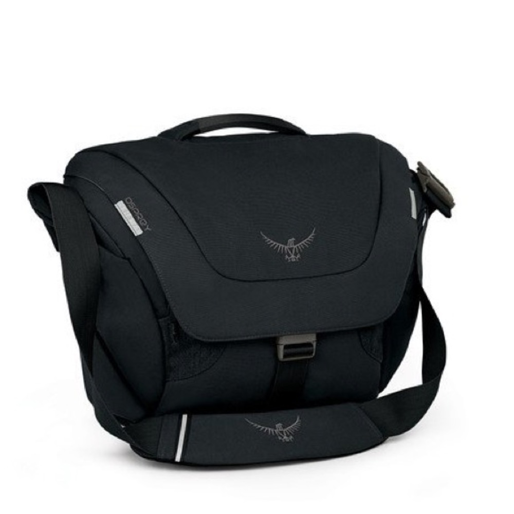 Osprey commute flap style bag